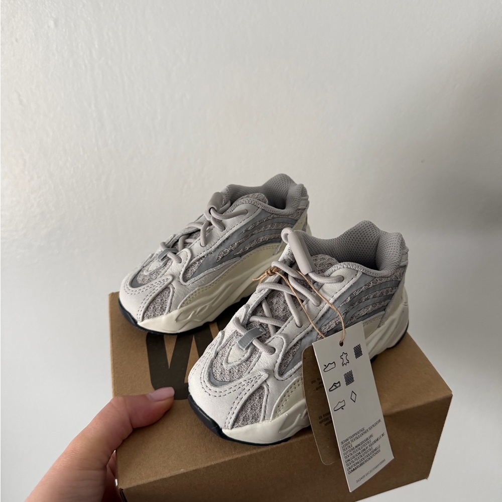 Yeezy Kids Sneakers in Gray and Cream